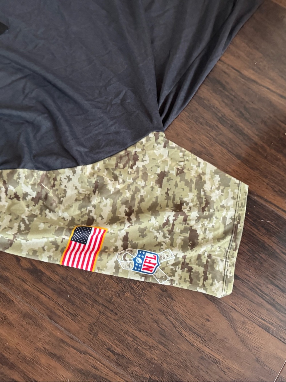 Redskins Salute to Service T-shirt xl - Picture 3 of 4